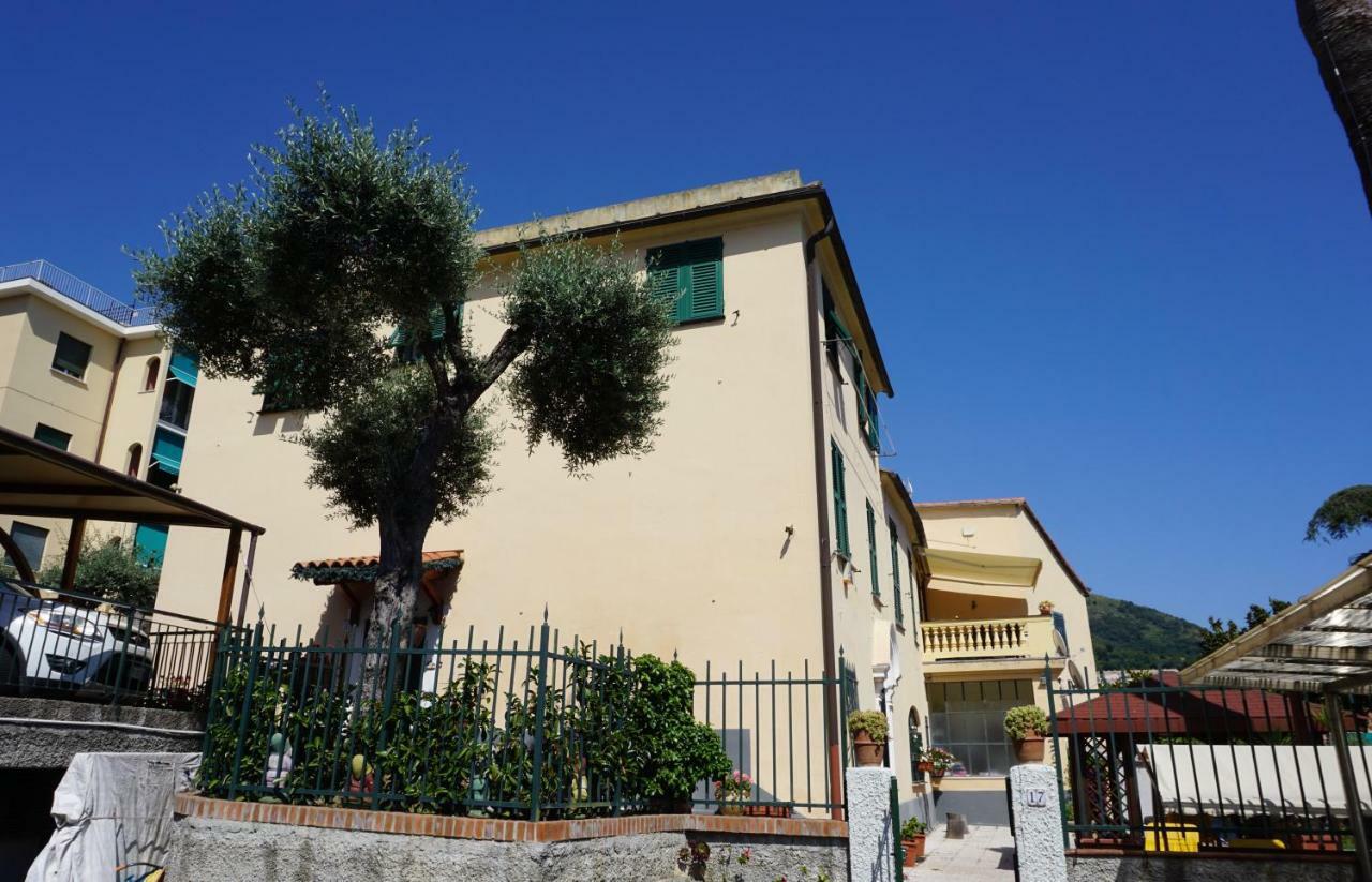 Appartamento Villa Cristina Genua Exteriör bild