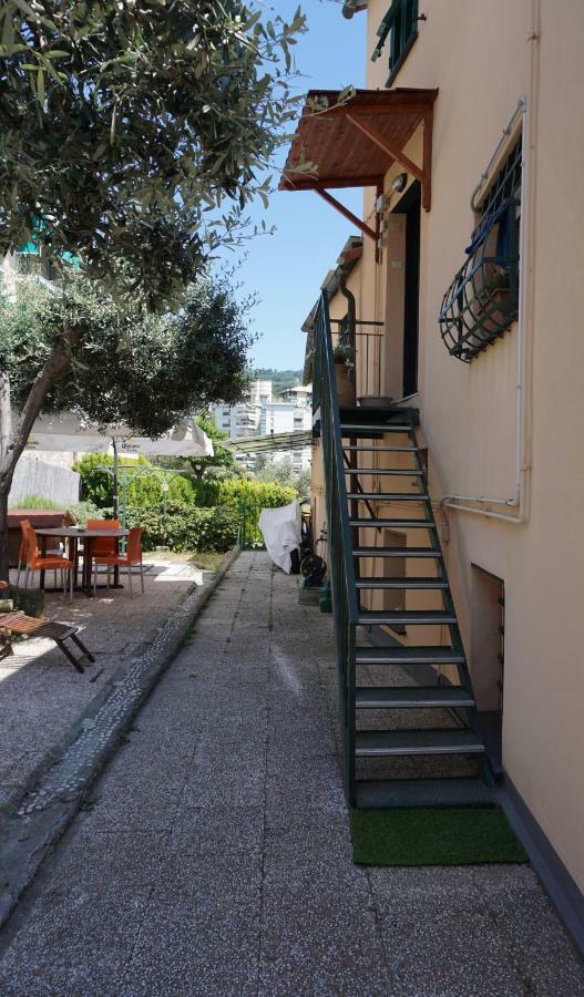 Appartamento Villa Cristina Genua Exteriör bild